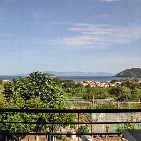 Martha'S Villa Nea Iraklitsa Kültér fotó