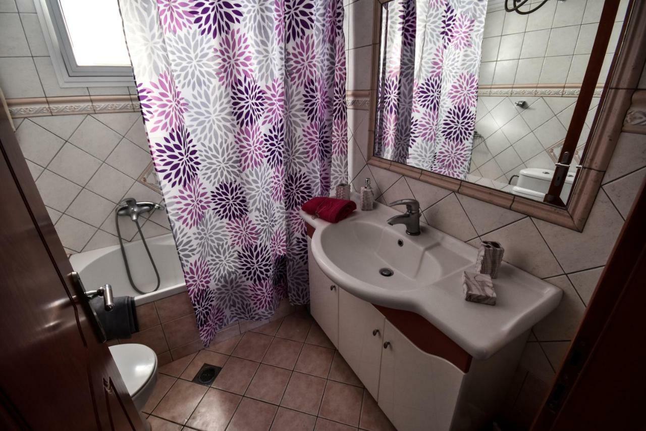 Martha'S Villa Nea Iraklitsa Kültér fotó