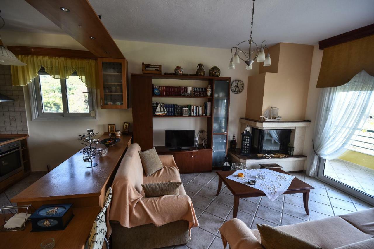 Martha'S Villa Nea Iraklitsa Kültér fotó
