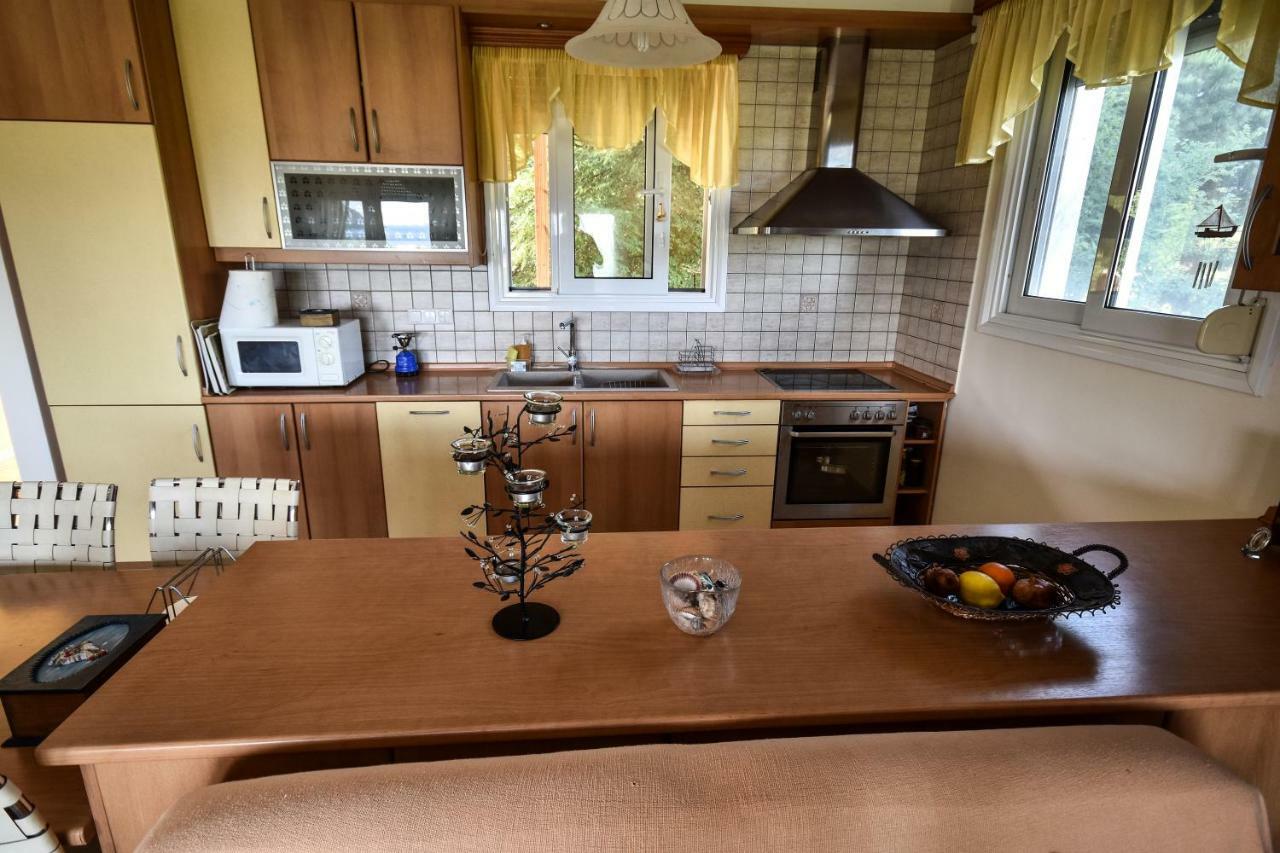 Martha'S Villa Nea Iraklitsa Kültér fotó
