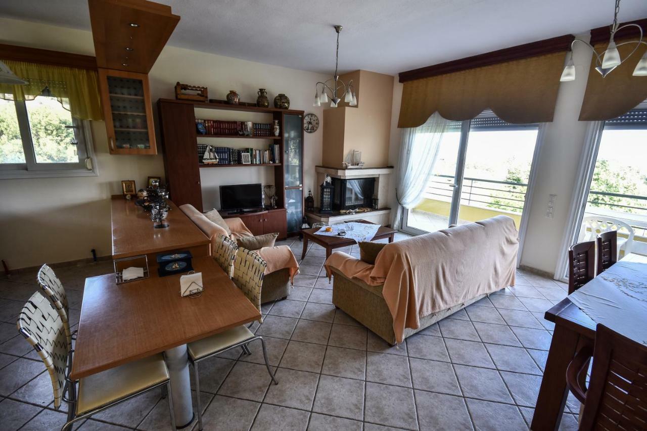 Martha'S Villa Nea Iraklitsa Kültér fotó