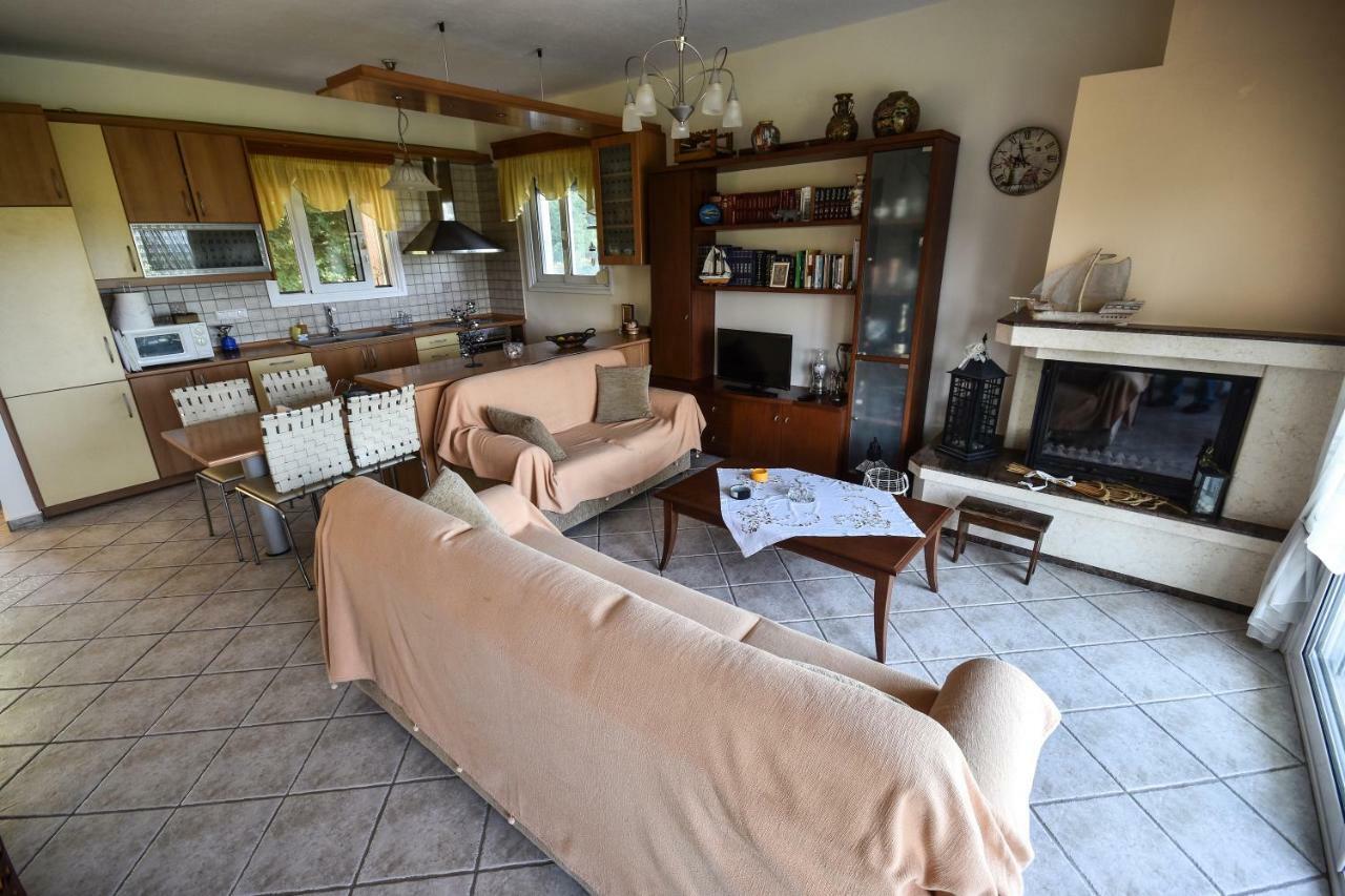 Martha'S Villa Nea Iraklitsa Kültér fotó